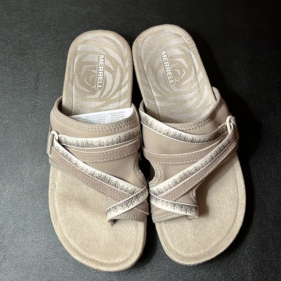 Merrell Women’s Terran 3 Cush Post Sandal Size 7W - Picture 2 of 9
